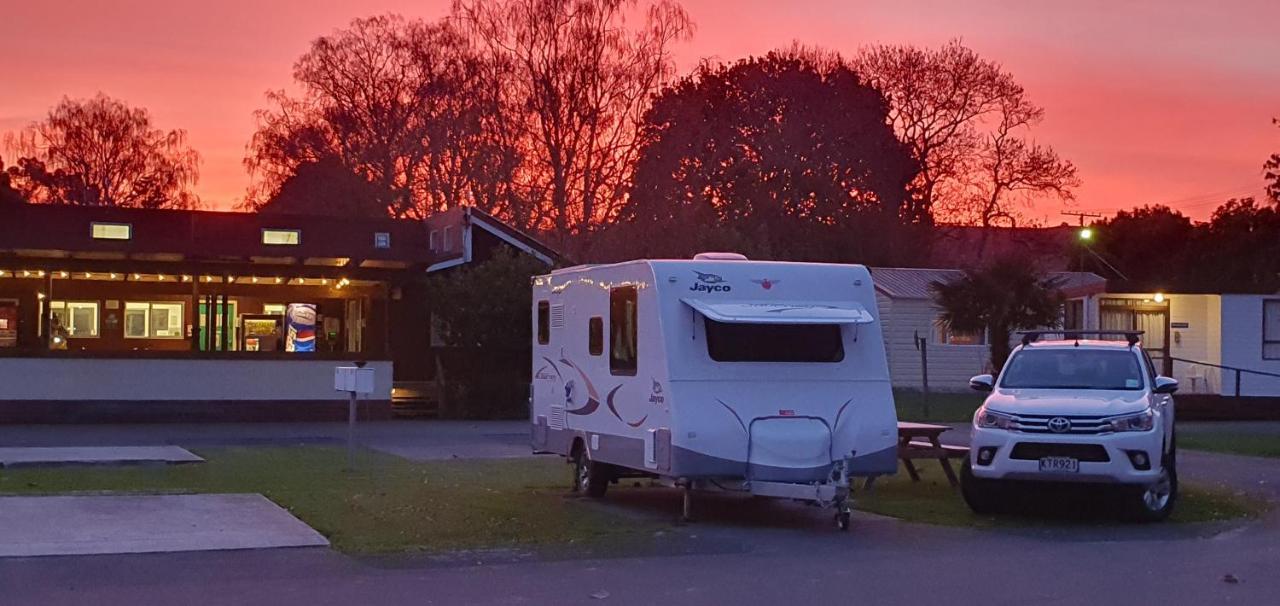 Whanganui River Top 10 Holiday Park Exteriör bild